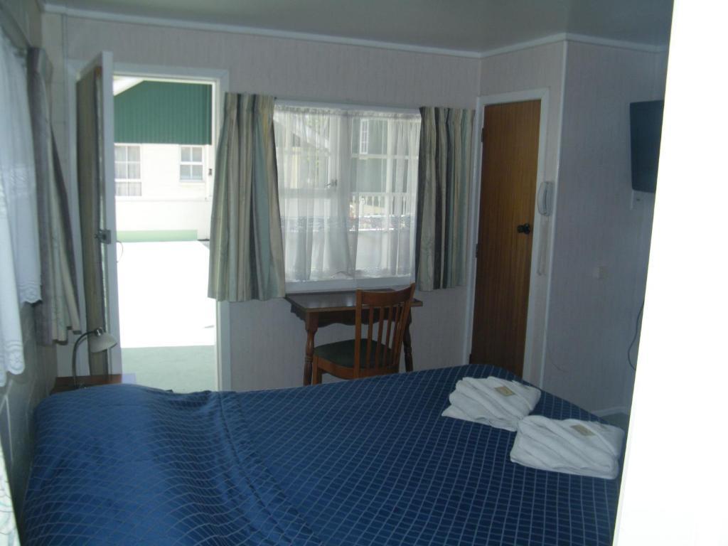 Colonial City Motel Hamilton Quarto foto